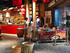 大堂-老滇山寨•云南特色菜•地方菜•民族风情歌舞表演(金碧店)