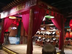 -老滇山寨•云南特色菜•地方菜•民族风情歌舞表演(金碧店)