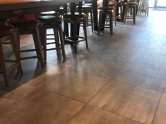 大堂-星巴克(苏州昆山花桥游站店)