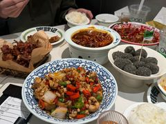 甜麻跳跳牛蛙-欧记大排档·景德菜(上海首店)