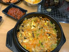 -肉甲韩国木炭烤肉(新壹街1店)