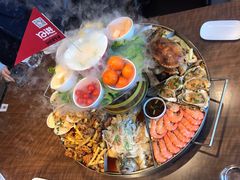 -日进一片海.生腌海鲜火锅.宵夜烧烤(三里屯总店)