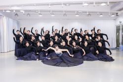 -深舞形体民族舞蹈工作室