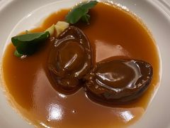 鲍汁扣极品鲍-悦融琥珀·京鲁菜·海味珍品(西单店)