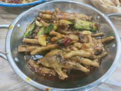 -江城燕子大排档(江汉路步行街店)