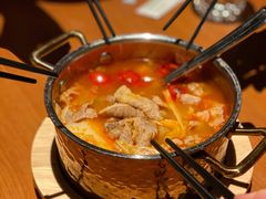 番茄酸汤肥牛-小炳胜(卓悦中心店)
