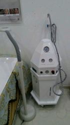 -荟草堂痘肌修护中心