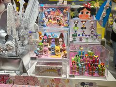 -泡泡玛特POPMART(上海环球港店)