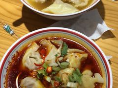 -八二小区抄手(龙湖上城天街店)