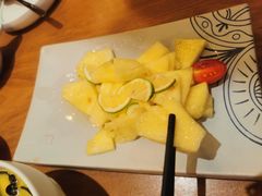 青柠檬拌菠萝-云海肴·汽锅鸡·云南菜(东坝金隅店)