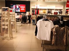 -H&M(鹏欣水游城店)