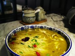 -轻捞慢起面馆(新世界百货店)