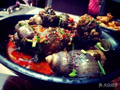 -老闵田螺馆·南昌特色小炒(梦时代店)