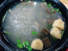 -百年尹氏汤包(环球美食荟店)