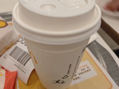 -麦当劳(上海虹桥站30B检票口楼上)