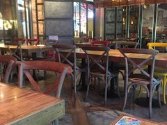 露天位-玛格萝妮(汇智国际商业中心店)