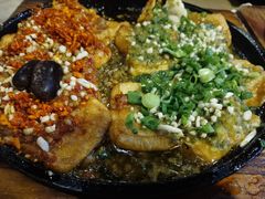 双味包浆豆腐-何师烧烤Pro ·江湖川菜·小龙虾·精酿(太古里旗舰店)