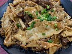 胡羊焖饼-壹阁胡羊焖饼(特色小吃街店)