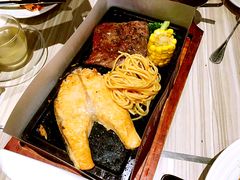 海陆盛宴-必胜客(鼓楼店)