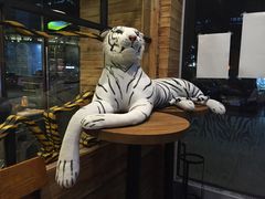 -Who乎coffee&bar