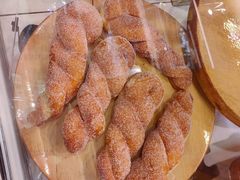 -巴黎贝甜(华堂新辰汇店)