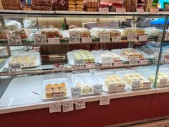 面包甜点陈列柜-北京三禾稻香村(王府井百货店)
