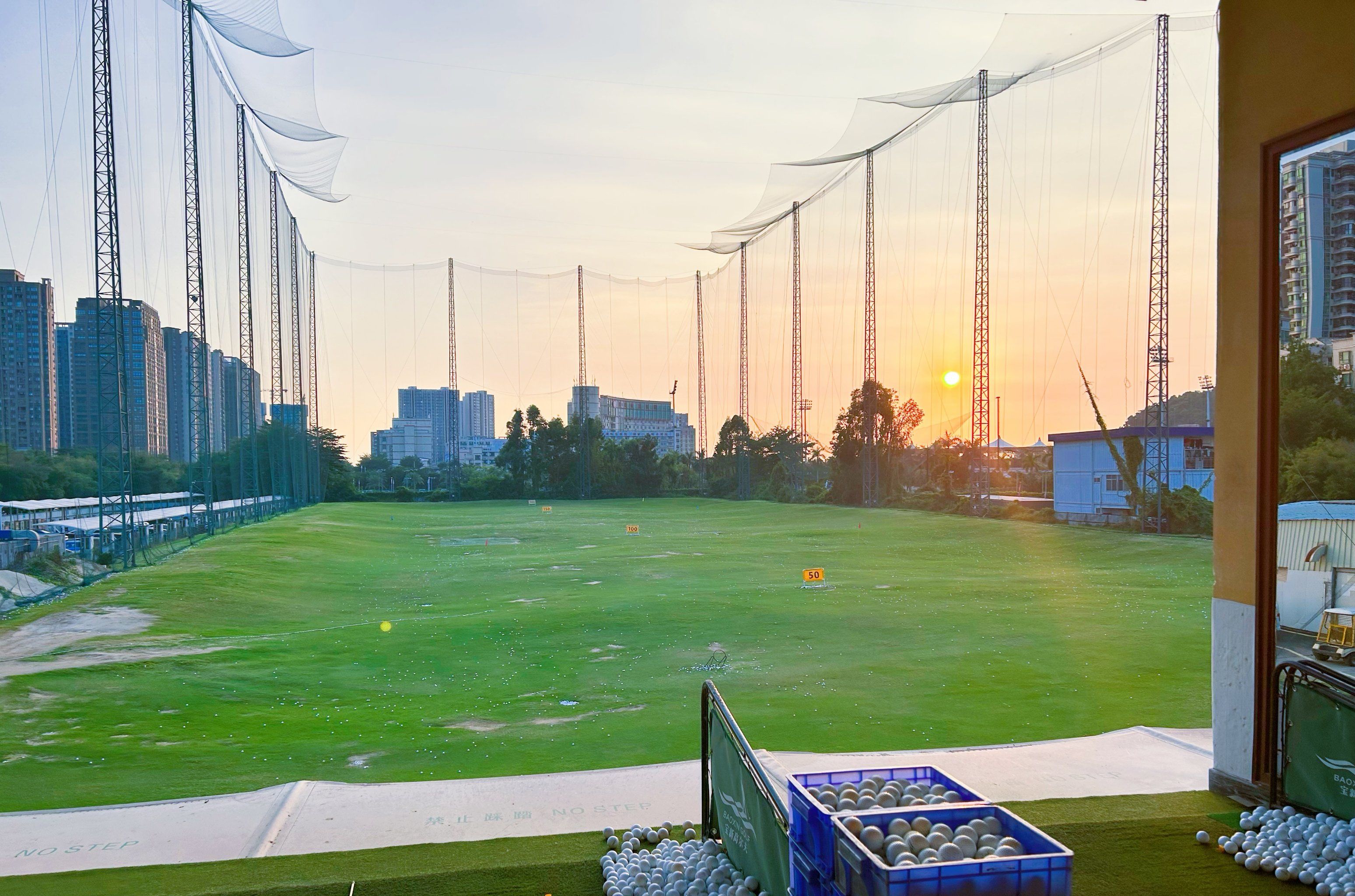 小白都给我冲深圳学高尔夫5980/20节课