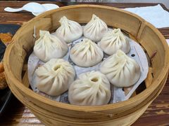 -莱莱小笼·乔艾