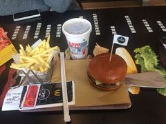 -麦当劳(静安寺店)