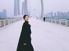 -南京眼步行桥