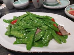 腊肉荷兰豆-李记饺子·熏酱东北菜(欢乐谷店)