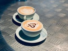 -穹六人间 people 6(岳阳路店)