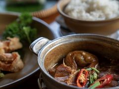 -Cau Go Vietnamese Cuisine