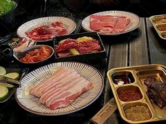 -胡哥烤肥牛(车公庙店)