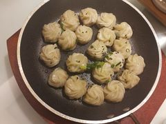 小小生煎包-松沪名灶·豆浆鱼头·新上海菜(飞航吾悦广场店)