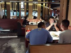 大堂-初蓉丨遇见新川菜(亲贤街荣耀店)