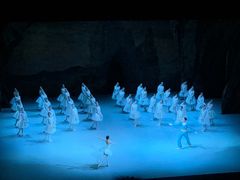 -交通银行前滩31演艺中心