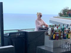 -瑰丽酒店·海吧·天际下午茶·现场DJ·天台酒吧