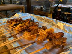 -何师烧烤Pro ·江湖川菜·小龙虾·精酿(太古里旗舰店)