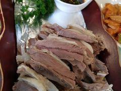 精品手扒肉-那达慕蒙古风味酒楼
