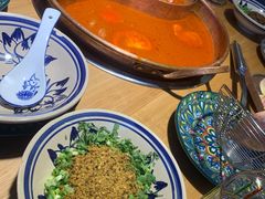 -洱火云南酸菜牛肉火锅(石景山当代商城店)