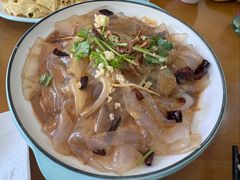 -鹤乡东北菜(崮山路店)