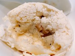 黑松露鹅肝包-新荣记(南京西路店)