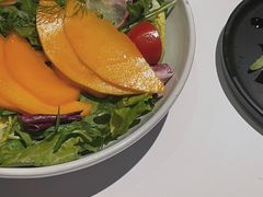 芒果牛油果大虾色拉-乐意坊Alla Torre意大利手工披萨(陆家嘴旗舰店)