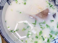 熬足八小时牛肉汤-牛三哥洛阳牛肉汤(生态城店)