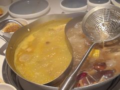 -左庭右院鲜牛肉火锅(金山万达店)