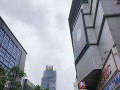 -观音桥步行街