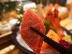 蓝旗金枪鱼中脂-鲔屋寿喜烧