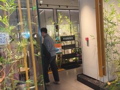 -绿茶餐厅(滨海万达广场店)