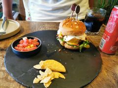 -HIGH FIVE哈福手工汉堡(桂林路店)